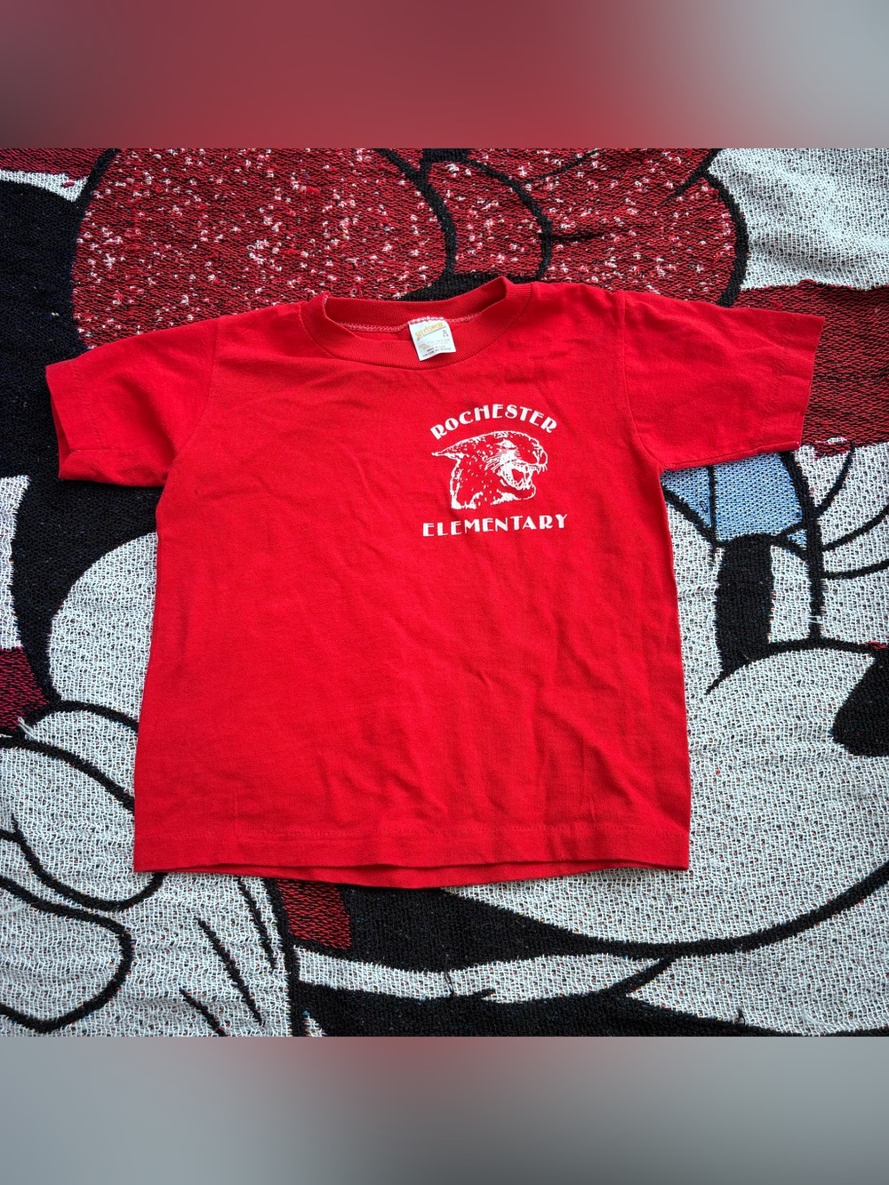 VINTAGE RED ROCHESTER ELEMENTARY GRAPHIC T SHIRT SIZE 6